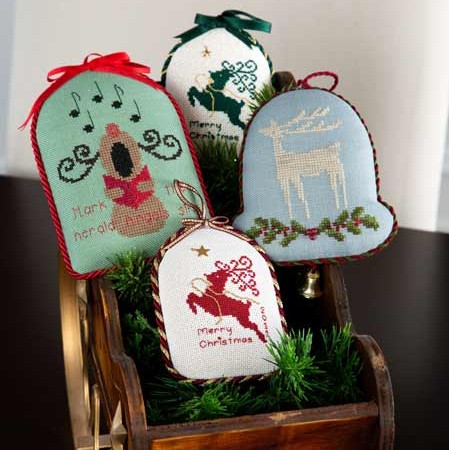 3 Christmas Reindeer Ornaments - ANPTmag