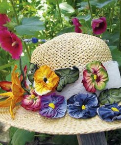 Pansy hat from set