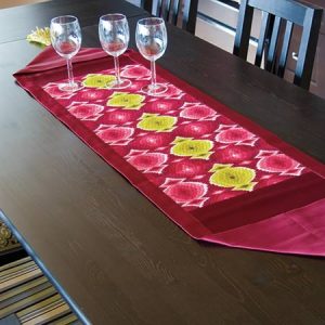 Bolo Bargello Table Runner