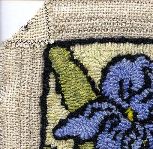 Hooking an Iris Trivet - Image 2