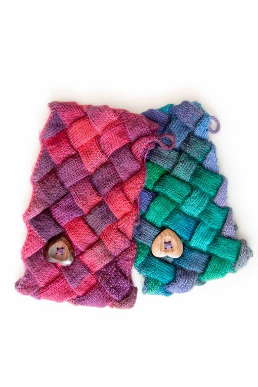 Sweetheart Entrelac Cowl - Image 3