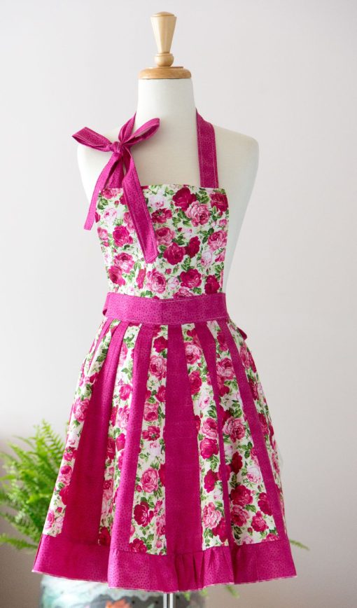 Summer Apron with a 10 Degree Twist