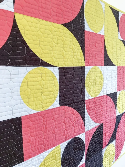 ‘60s Curves Quilt - Image 2