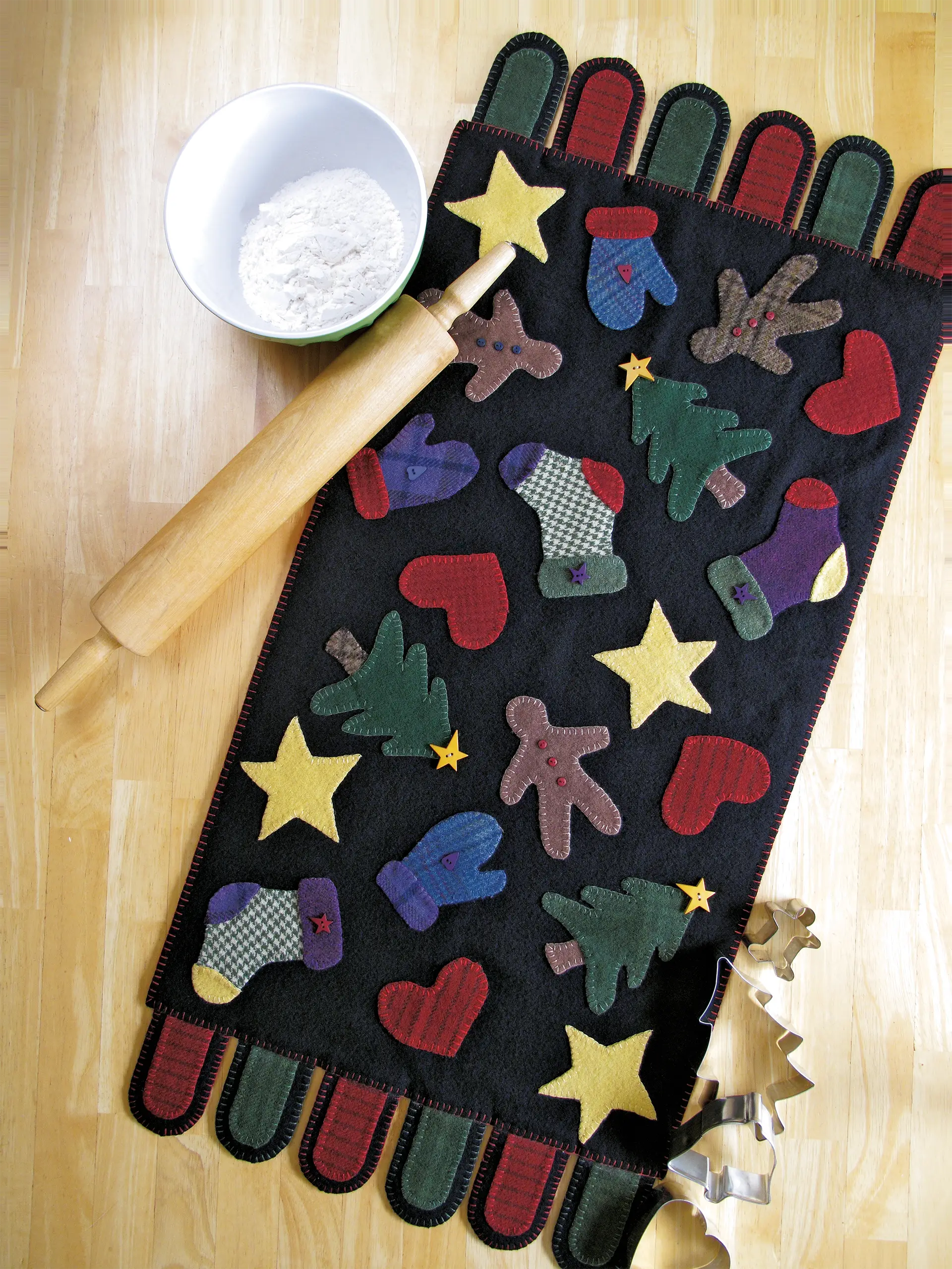 Gingerbread Wool Appliqué Table Runner