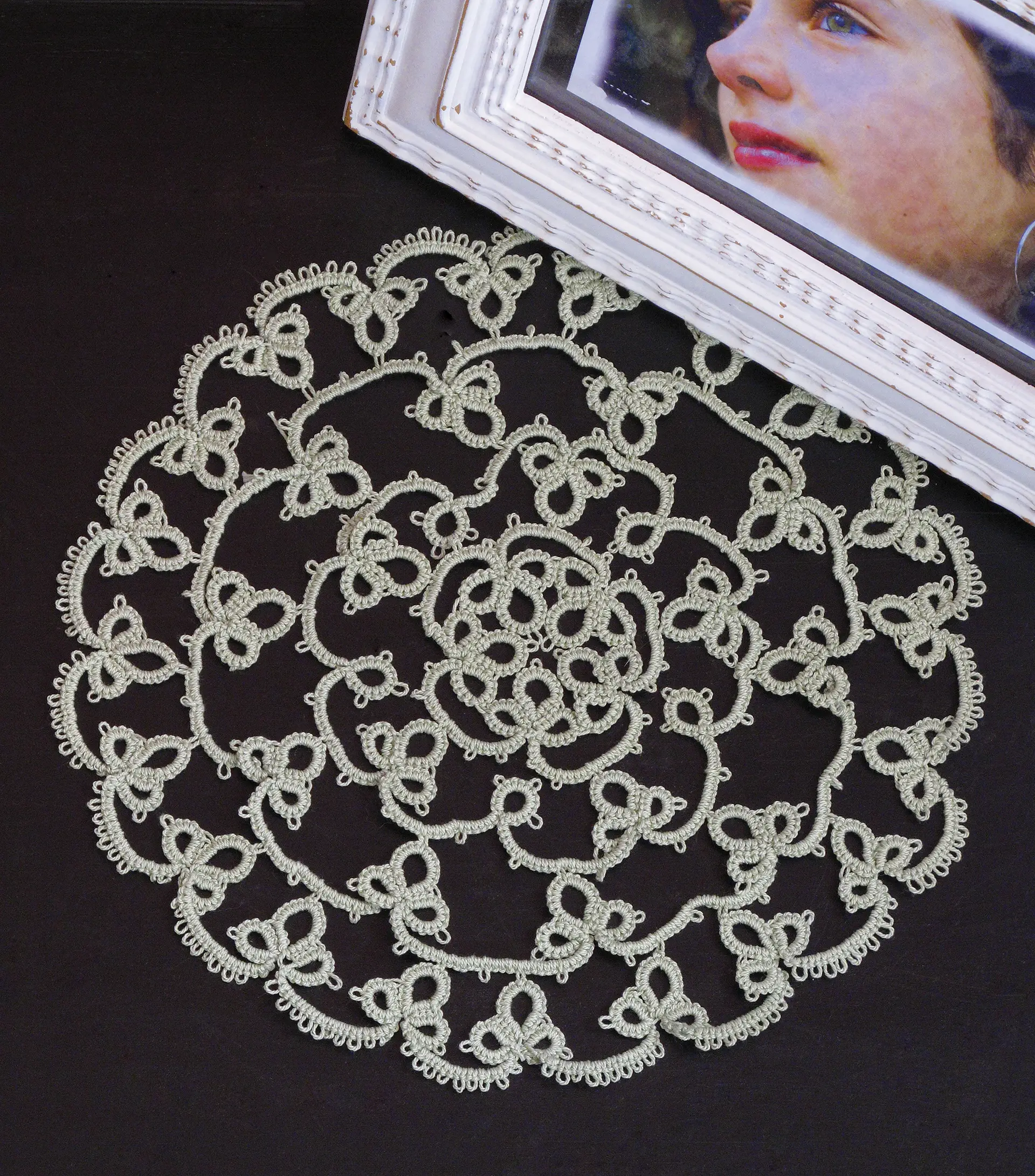 Greenleaf Doily